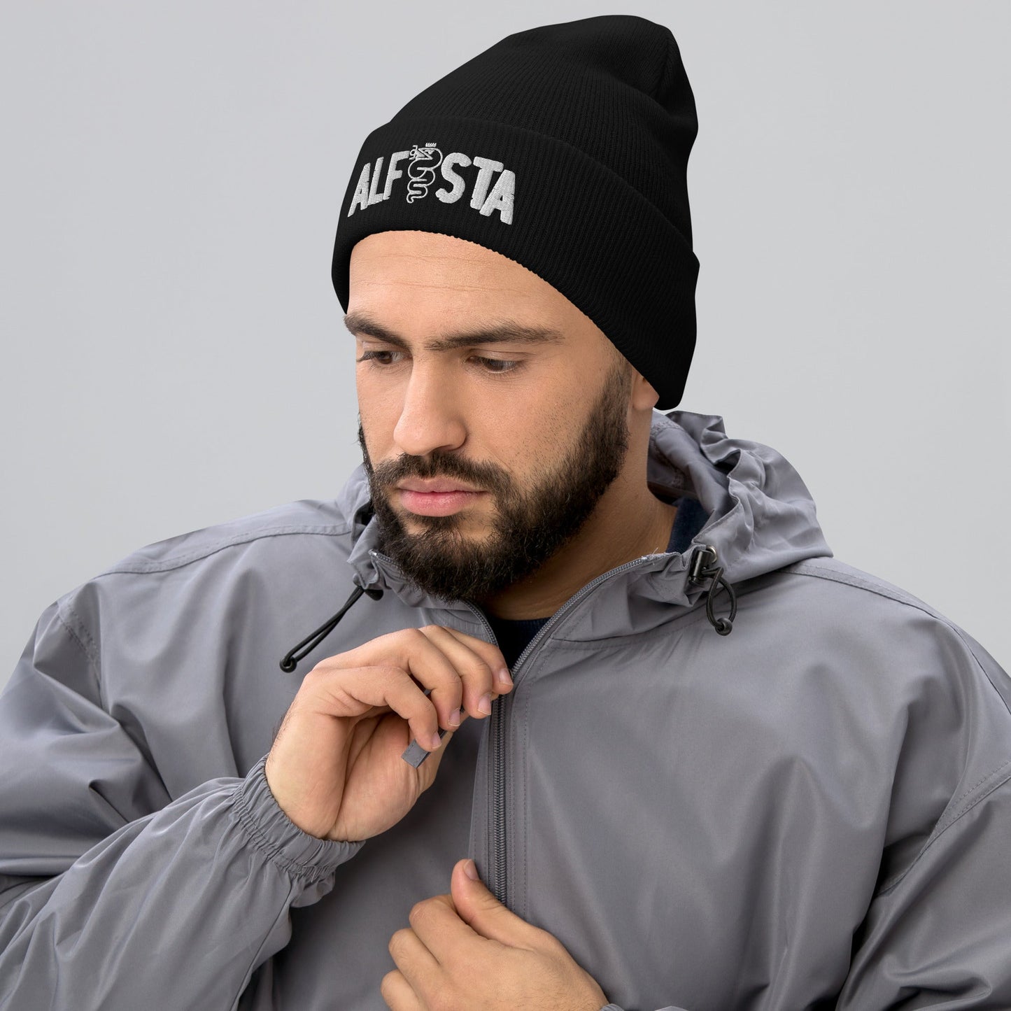 Cappellino con Risvolto Alfista per Appassionati Alfa Romeo - Stile Inconfondibile