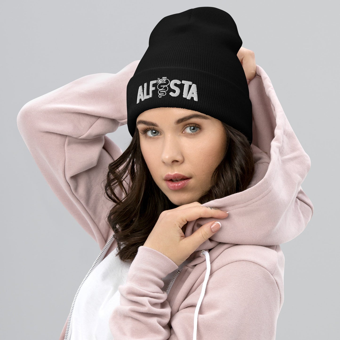 Cappellino con Risvolto Alfista per Appassionati Alfa Romeo - Stile Inconfondibile