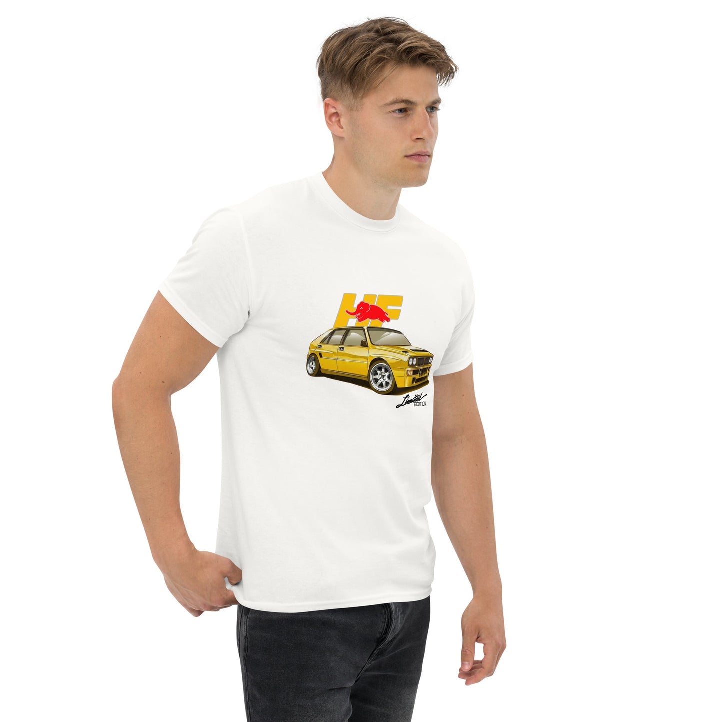 Maglietta T-shirt dedicata ai fan della Lancia Delta HF Integrale Evoluzione – Stile sportivo