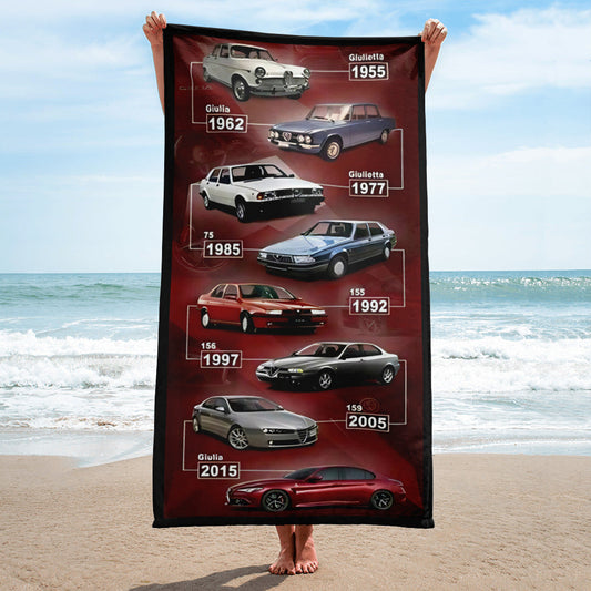 Telo mare con le berline Alfa Romeo più iconiche degli ultimi 60 anni – Asciugamano da spiaggia